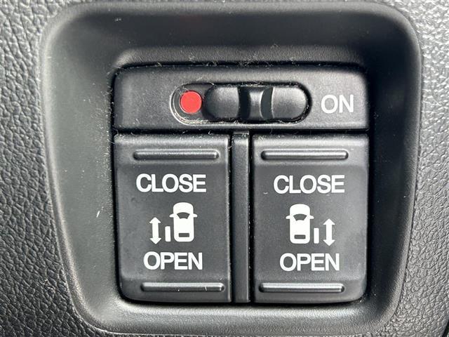 Ｎ－ＢＯＸカスタム Ｇ　ＳＳパッケージ　社外メモリナビ　フルセグ　ＤＶＤ再生　Ｂｌｕｅｔｏｏｔｈ　バックカメラ　ビルトインＥＴＣ　両側パワスラ　アイドリングストップ　シートーヒーター　スマートキ　純正ＨＩＤライト　純正１４ＡＷ（15枚目）