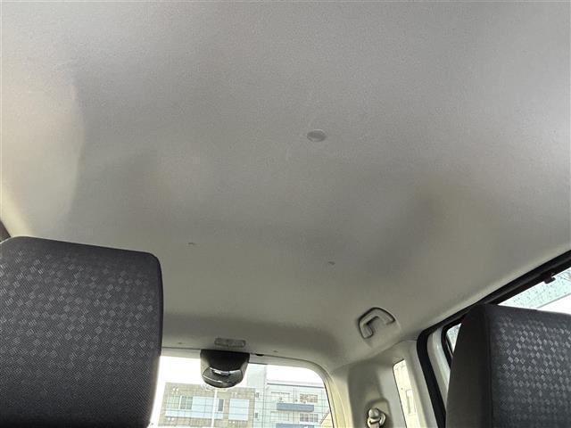 Ｎ－ＢＯＸカスタム Ｇ　ＳＳパッケージ　社外メモリナビ　フルセグ　ＤＶＤ再生　Ｂｌｕｅｔｏｏｔｈ　バックカメラ　ビルトインＥＴＣ　両側パワスラ　アイドリングストップ　シートーヒーター　スマートキ　純正ＨＩＤライト　純正１４ＡＷ（28枚目）