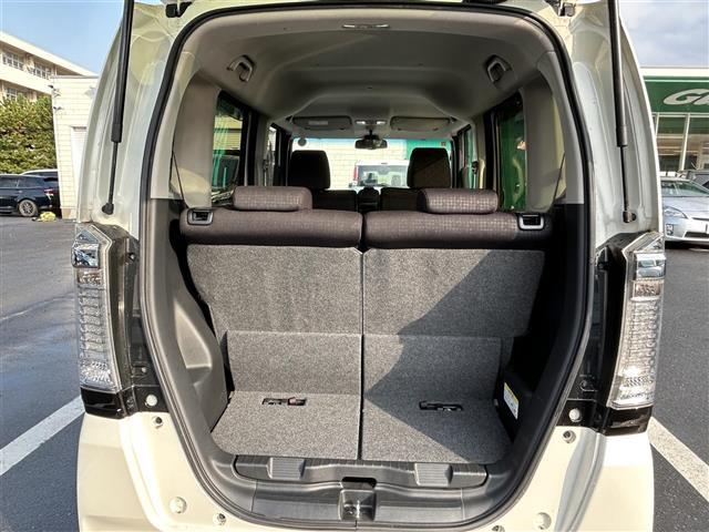 Ｎ－ＢＯＸカスタム Ｇ　ＳＳパッケージ　社外メモリナビ　フルセグ　ＤＶＤ再生　Ｂｌｕｅｔｏｏｔｈ　バックカメラ　ビルトインＥＴＣ　両側パワスラ　アイドリングストップ　シートーヒーター　スマートキ　純正ＨＩＤライト　純正１４ＡＷ（29枚目）