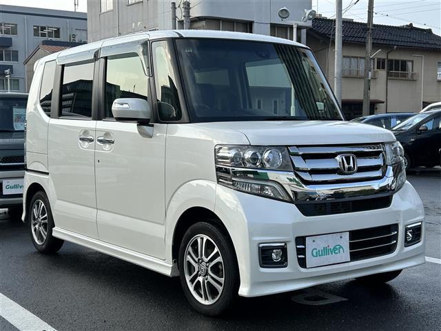 Ｎ－ＢＯＸカスタム Ｇ　ＳＳパッケージ　社外メモリナビ　フルセグ　ＤＶＤ再生　Ｂｌｕｅｔｏｏｔｈ　バックカメラ　ビルトインＥＴＣ　両側パワスラ　アイドリングストップ　シートーヒーター　スマートキ　純正ＨＩＤライト　純正１４ＡＷ（32枚目）