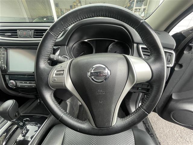 エクストレイル ２０Ｘ　エマージェンシーブレーキパッケージ　ワンオーナー　純正８型ＳＤナビ　フルセグ　ＤＶＤ再生　Ｂｌｕｅｔｏｏｔｈ　バックカメラ　ビルトインＥＴＣ　アイドリングストップ　コーナーセンサー　シートヒーター　スマートキ　純ＬＥＤライト　純１７ＡＷ（7枚目）