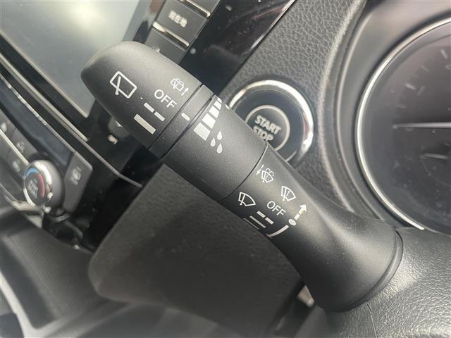 エクストレイル ２０Ｘ　エマージェンシーブレーキパッケージ　ワンオーナー　純正８型ＳＤナビ　フルセグ　ＤＶＤ再生　Ｂｌｕｅｔｏｏｔｈ　バックカメラ　ビルトインＥＴＣ　アイドリングストップ　コーナーセンサー　シートヒーター　スマートキ　純ＬＥＤライト　純１７ＡＷ（8枚目）