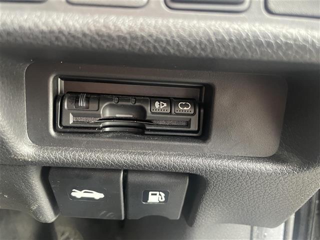 エクストレイル ２０Ｘ　エマージェンシーブレーキパッケージ　ワンオーナー　純正８型ＳＤナビ　フルセグ　ＤＶＤ再生　Ｂｌｕｅｔｏｏｔｈ　バックカメラ　ビルトインＥＴＣ　アイドリングストップ　コーナーセンサー　シートヒーター　スマートキ　純ＬＥＤライト　純１７ＡＷ（15枚目）