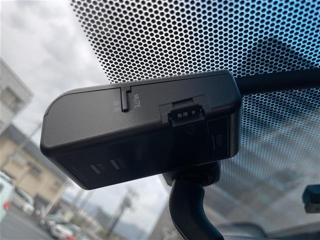 ヴェルファイア ２．５Ｚ　Ａエディション　純正９型ＳＤナビ　フリップダウンモニター　フルセグＴＶ　ＤＶＤ再生　Ｂｌｕｅｔｏｏｔｈ接続　バックカメラ　両側パワスラ　ドラレコ　ＥＴＣ２．０　クルコン　コーナーセンサー　スマートキー　純正１８ＡＷ（6枚目）