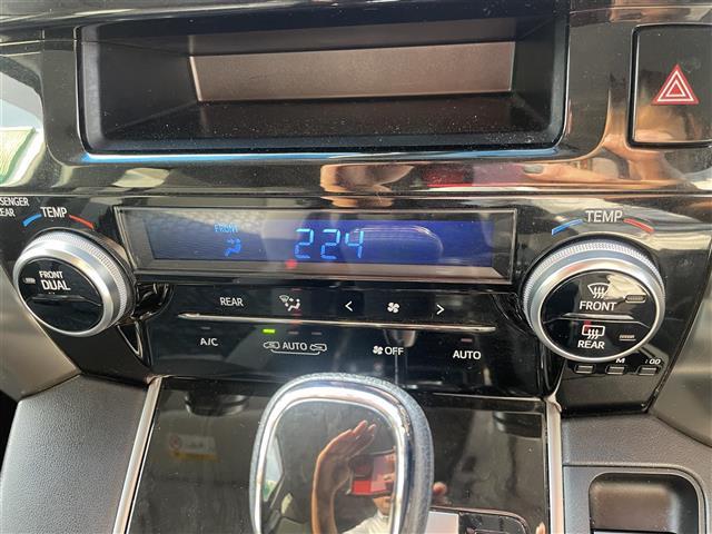 ヴェルファイア ２．５Ｚ　Ａエディション　純正９型ＳＤナビ　フリップダウンモニター　フルセグＴＶ　ＤＶＤ再生　Ｂｌｕｅｔｏｏｔｈ接続　バックカメラ　両側パワスラ　ドラレコ　ＥＴＣ２．０　クルコン　コーナーセンサー　スマートキー　純正１８ＡＷ（13枚目）