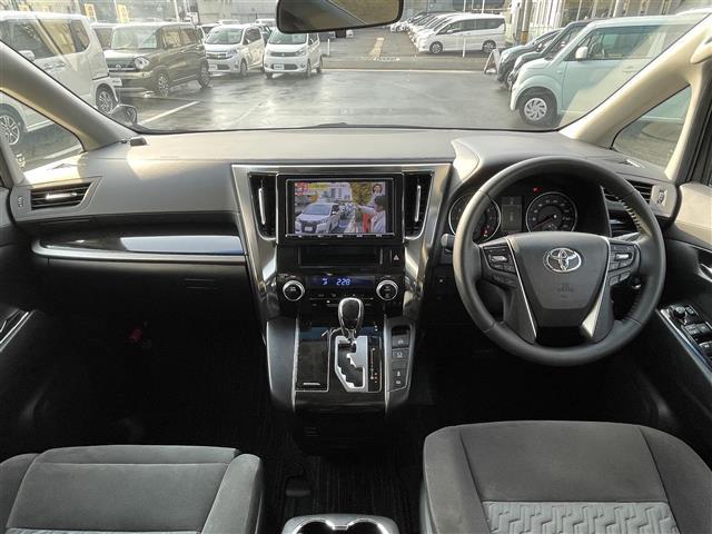 ヴェルファイア ２．５Ｚ　Ａエディション　純正９型ＳＤナビ　フリップダウンモニター　フルセグＴＶ　ＤＶＤ再生　Ｂｌｕｅｔｏｏｔｈ接続　バックカメラ　両側パワスラ　ドラレコ　ＥＴＣ２．０　クルコン　コーナーセンサー　スマートキー　純正１８ＡＷ（42枚目）