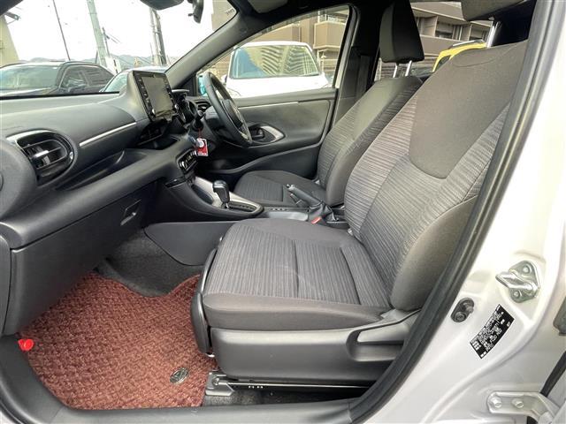 ヤリス ハイブリッドＺ　ワンオーナー　純正８型ＳＤナビ　Ｂｌｕｅｔｏｏｔｈ　バックカメラ　ＥＴＣ　ドライブレーダー　前席シートヒーター　クルーズコントロール　衝突軽減ブレーキ　レーンキープアシスト　オートハイビーム（26枚目）