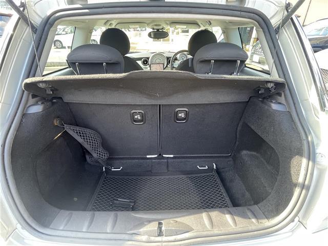 ＭＩＮＩ クーパー　ワンオーナー　社外ＨＤＤナビ　フルセグ　ＥＴＣ　ドラレコ　純正フロアマット　純正アルミホイール　保証書　取扱説明書　プッシュスタート　スマートキー（26枚目）