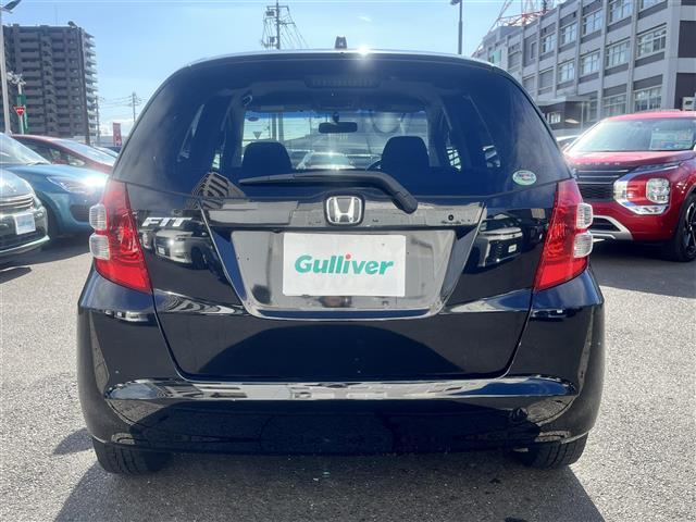 フィット Ｇ　純正メモリナビ　地デジ　バックカメラ　スマートキー　純正フロアマット　取扱説明書　保証書（25枚目）