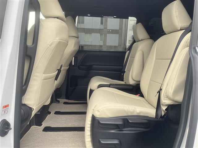 ノア ハイブリッドS-Z モデリスタ 後席モニター 純正10型SDナビ フルセグ DVD再生 Bluetooth 両パワスラ バックカメラ ETC 前後ドラレコ ACC HUD シートヒーター パワーバックドア 純正17AW(29枚目)