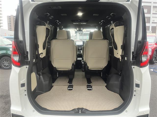 ノア ハイブリッドS-Z モデリスタ 後席モニター 純正10型SDナビ フルセグ DVD再生 Bluetooth 両パワスラ バックカメラ ETC 前後ドラレコ ACC HUD シートヒーター パワーバックドア 純正17AW(32枚目)