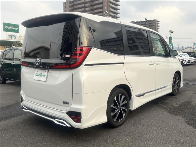 ノア ハイブリッドS-Z モデリスタ 後席モニター 純正10型SDナビ フルセグ DVD再生 Bluetooth 両パワスラ バックカメラ ETC 前後ドラレコ ACC HUD シートヒーター パワーバックドア 純正17AW(40枚目)