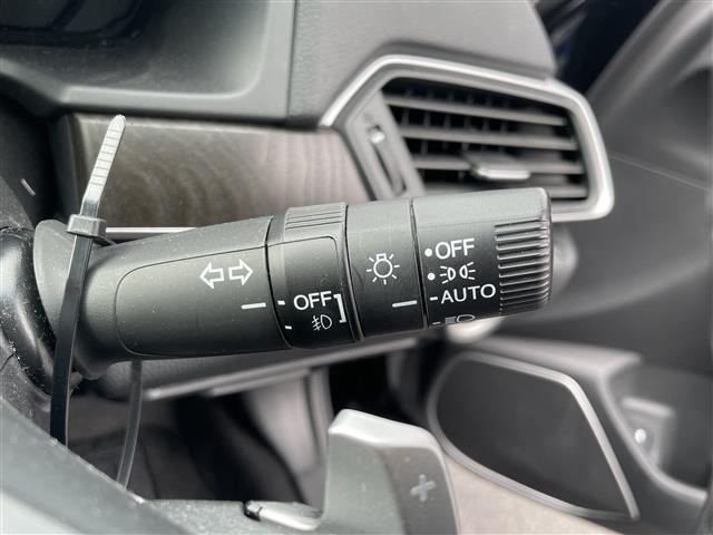 アコード EX ワンオーナー サンルーフ 純正8型ナビ フルセグ Bluetooth バックカメラ ETC ACC BSM HUD パワーバックドア 本革シート シートヒーター オートハイビーム/ライト 純正18AW(10枚目)