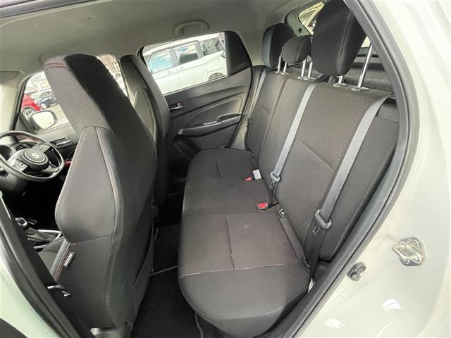 スイフトスポーツ ベースグレード 純正ディスプレイオーディオ Bluetooth接続 ACC 衝突軽減ブレーキ レーンキープアシスト BSM 後方コーナーセンサー シートヒーター スマートキー 純正LEDヘッドライト 純正17AW(25枚目)