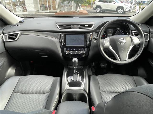 エクストレイル 20X エマージェンシーブレーキパッケージ 純正8型ナビ フルセグTV DVD再生 Bluetooth接続 バックカメラ ビルトインETC ドラレコ アイドリングストップ 衝突軽減ブレーキ 前後コーナーセンサー 前席シートヒーター 純正17AW(42枚目)