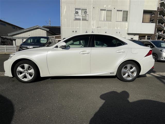 IS IS300h 純正SDナビ TV DVD再生 Bluetooth バックカメラ ビルトインETC 前後ドラレコ クルコン 前席パワーシート/シートヒーター 純正LEDライト 純正フロアマット 純正16AW(35枚目)