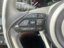 ヤリスクロス ハイブリッドＺ　純正ディスプレイオーディオ　フルセグＴＶ　Ｂｌｕｅｔｏｏｔｈ　全方位カメラ　ビルトインＥＴＣ　前方ドラレコ　レーダークルコン　オートハイビーム　パワーバックドア　前席シートヒーター　運転席パワーシート（8枚目）