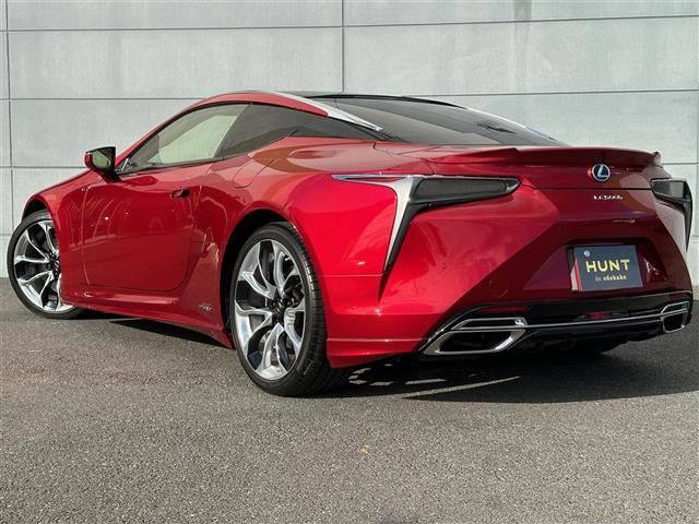 ＬＣ５００ｈ　Ｓパッケージ　ＴＲＤエアロ　レクサスＬＣプレミアムサウンドシステム　カーボンスカッフプレート　３眼ＬＥＤヘッドライト　純正１０．３インチナビ　バックカメラ　シートベンチレーション　シートヒーター　衝突軽減ブレーキ(37枚目)