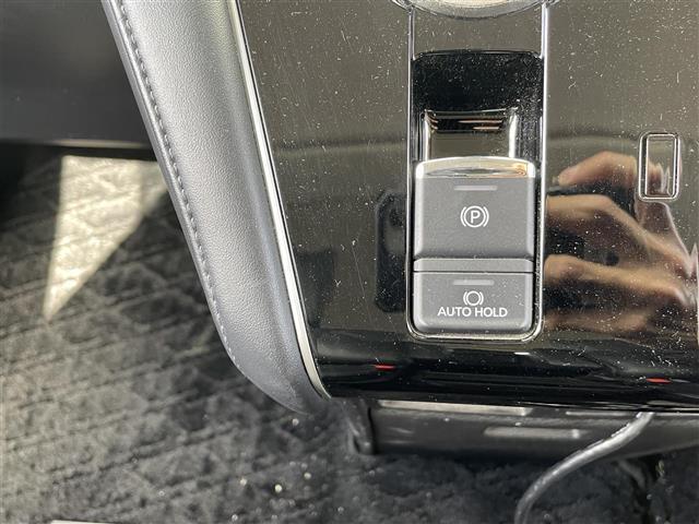 デリカＤ：５ Ｐ　衝突軽減ブレーキ　全方位カメラ　両側パワースライドドア　フリップダウンモニター　純正１０インチＳＤナビ　フルセグＴＶ　レーダークルーズコントロール　電動リアゲート　ＬＥＤヘッドライト（12枚目）