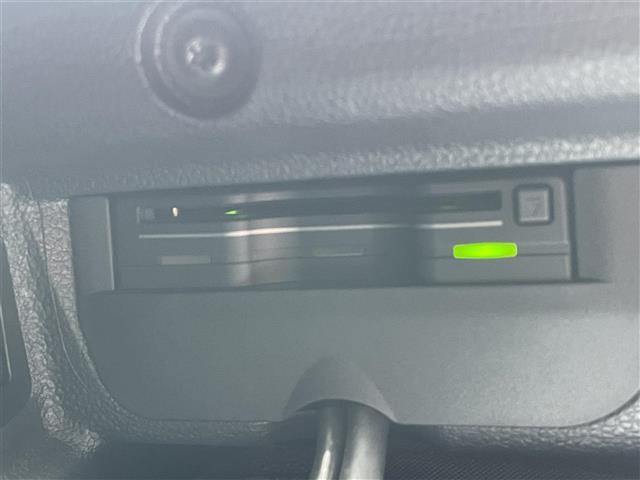 ザ・ビートル デザインマイスター 衝突軽減ブレーキ ターボ 純正7インチナビ フルセグTV Bluetooth バックカメラ クルーズコントロール 純正17インチアルミホイール HIDヘッドライト オートライト スマートキー(14枚目)