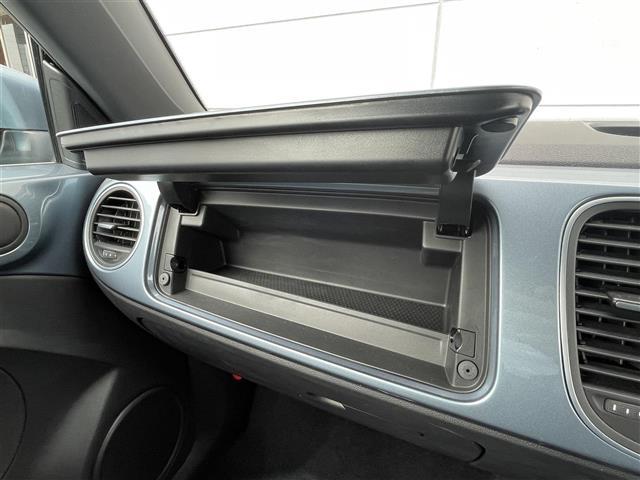 ザ・ビートル デザインマイスター 衝突軽減ブレーキ ターボ 純正7インチナビ フルセグTV Bluetooth バックカメラ クルーズコントロール 純正17インチアルミホイール HIDヘッドライト オートライト スマートキー(20枚目)