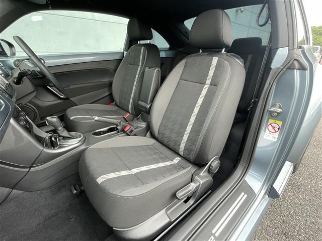 ザ・ビートル デザインマイスター 衝突軽減ブレーキ ターボ 純正7インチナビ フルセグTV Bluetooth バックカメラ クルーズコントロール 純正17インチアルミホイール HIDヘッドライト オートライト スマートキー(25枚目)