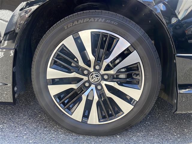 ヴェルファイア 2.5Z Gエディション SDナビ バックカメラ 両側電動スライドドア 革シート 3列シート エアロ フルセグ オットマン シートエアコン 電動リアゲート シートヒーター オートクルーズコントロール DVD再生 オートライト(13枚目)