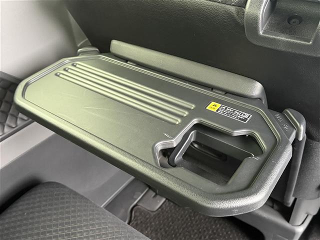 タント カスタムＲＳセレクション　衝突軽減ブレーキ　両側パワースライドドア　ターボ　純正９インチナビ　フルセグＴＶ　Ｂｌｕｅｔｏｏｔｈ　バックカメラ　ＥＴＣ　ハーフレザーシート　シートヒーター　純正１５インチアルミホイール（17枚目）