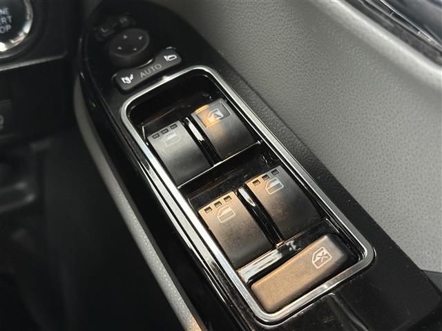 タント カスタムＲＳセレクション　衝突軽減ブレーキ　両側パワースライドドア　ターボ　純正９インチナビ　フルセグＴＶ　Ｂｌｕｅｔｏｏｔｈ　バックカメラ　ＥＴＣ　ハーフレザーシート　シートヒーター　純正１５インチアルミホイール（19枚目）