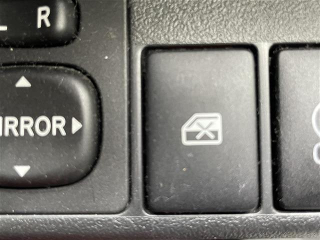 コペン セロ S momoステアリング ステアリングスイッチ MTモード 社外7インチナビ AAC レカロシート リアトランクイージークローザー 純正アルミ 前後コーナーセンサー LEDヘッドライト(13枚目)