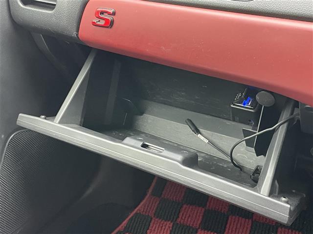 コペン セロ S momoステアリング ステアリングスイッチ MTモード 社外7インチナビ AAC レカロシート リアトランクイージークローザー 純正アルミ 前後コーナーセンサー LEDヘッドライト(20枚目)