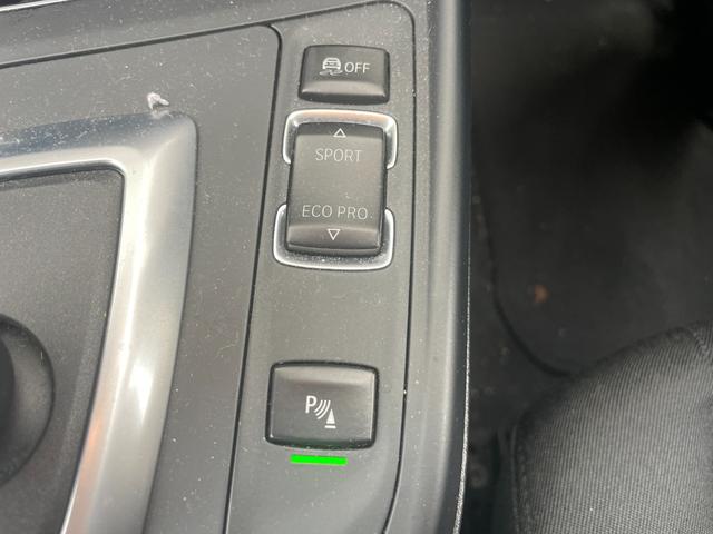 1シリーズ 118i スタイル 衝突軽減ブレーキ ターボ 純正8インチHDDナビ バックカメラ CD DVD Bluetooth クルーズコントロール コーナーセンサー LEDヘッドライト オートライト 純正16インチAW(16枚目)