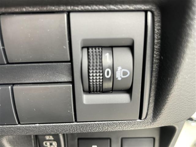 デリカミニ Ｔ　プレミアム　届出済未使用車　マイパイロット／前後ソナー　９インチディスプレイオーディオ　全方位カメラ　ステアリングスイッチ　両側パワースライドドア　ハンズフリースライドドア　パドルシフト　電動パーキングブレーキ（14枚目）