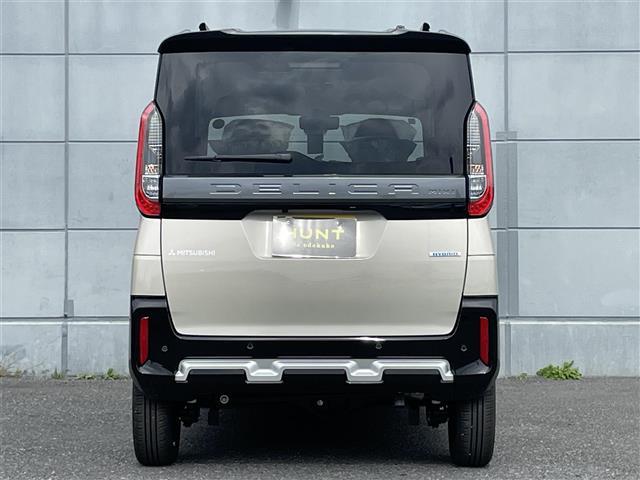 デリカミニ Ｔ　プレミアム　届出済未使用車　マイパイロット／前後ソナー　９インチディスプレイオーディオ　全方位カメラ　ステアリングスイッチ　両側パワースライドドア　ハンズフリースライドドア　パドルシフト　電動パーキングブレーキ（31枚目）