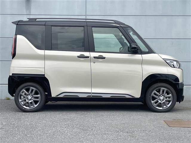 デリカミニ Ｔ　プレミアム　届出済未使用車　マイパイロット／前後ソナー　９インチディスプレイオーディオ　全方位カメラ　ステアリングスイッチ　両側パワースライドドア　ハンズフリースライドドア　パドルシフト　電動パーキングブレーキ（34枚目）