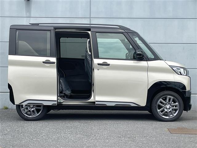 デリカミニ Ｔ　プレミアム　届出済未使用車　マイパイロット／前後ソナー　９インチディスプレイオーディオ　全方位カメラ　ステアリングスイッチ　両側パワースライドドア　ハンズフリースライドドア　パドルシフト　電動パーキングブレーキ（35枚目）