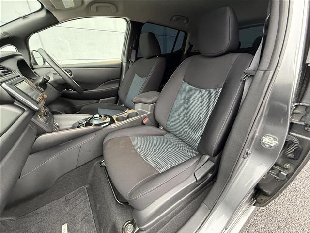 リーフ S 純正ナビ ワンセグTV クルーズコントロール 前席シートヒーター LEDヘッドライト プッシュスタート スマートキー ステアリングスイッチ ステアリングヒーター フォグライト コーナーセンサー(25枚目)