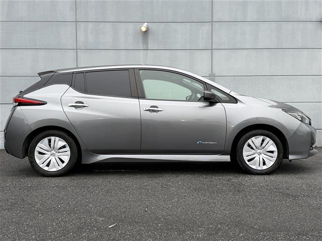 リーフ S 純正ナビ ワンセグTV クルーズコントロール 前席シートヒーター LEDヘッドライト プッシュスタート スマートキー ステアリングスイッチ ステアリングヒーター フォグライト コーナーセンサー(35枚目)