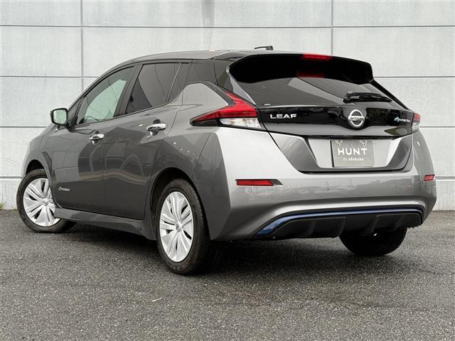 リーフ S 純正ナビ ワンセグTV クルーズコントロール 前席シートヒーター LEDヘッドライト プッシュスタート スマートキー ステアリングスイッチ ステアリングヒーター フォグライト コーナーセンサー(43枚目)