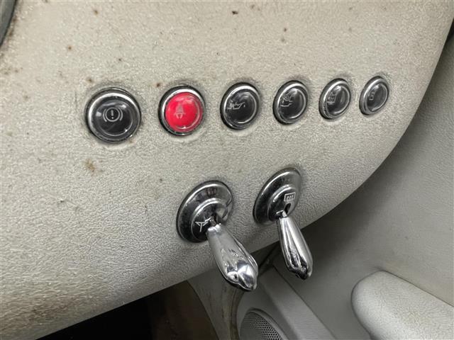 フィガロ ベースグレード フルオープントップ ターボ ハロゲン 本革シート AC パワーステアリング パワーウィンドウ CD(10枚目)