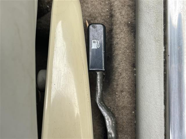 フィガロ ベースグレード フルオープントップ ターボ ハロゲン 本革シート AC パワーステアリング パワーウィンドウ CD(12枚目)