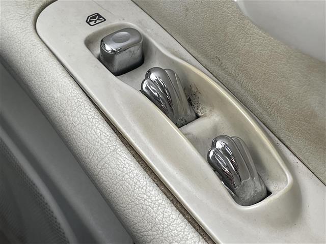 フィガロ ベースグレード フルオープントップ ターボ ハロゲン 本革シート AC パワーステアリング パワーウィンドウ CD(22枚目)