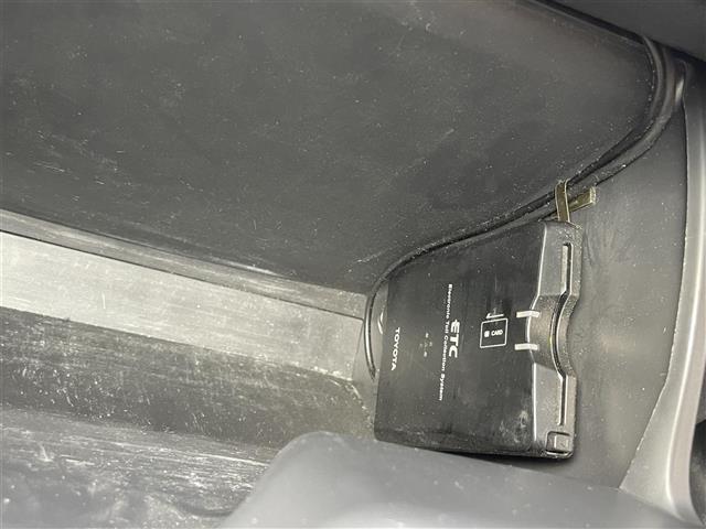 ヴィッツ F 純正オーディオ ドアバイザー フロアマット ポータブルナビ 電動格納ミラー リモコンキー(9枚目)