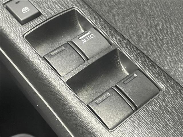 N-ONE G・ローダウン ベーシック 純正7インチナビ Bluetooth CD 純正14インチアルミホイール HIDヘッドライト プッシュスタート スマートキー フロアマット 横滑り防止装置 アイドリングストップ AAC(21枚目)