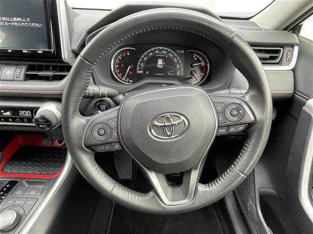 RAV4 アドベンチャー オフロードパッケージ 純正9インチSDナビ トヨタセーフティセンス レーダークルーズコントール 衝突軽減ブレーキ 電動バックドア ビルトインETC 電動パワーシート バックカメラ クリアランスソナー ルーフレール LED(3枚目)