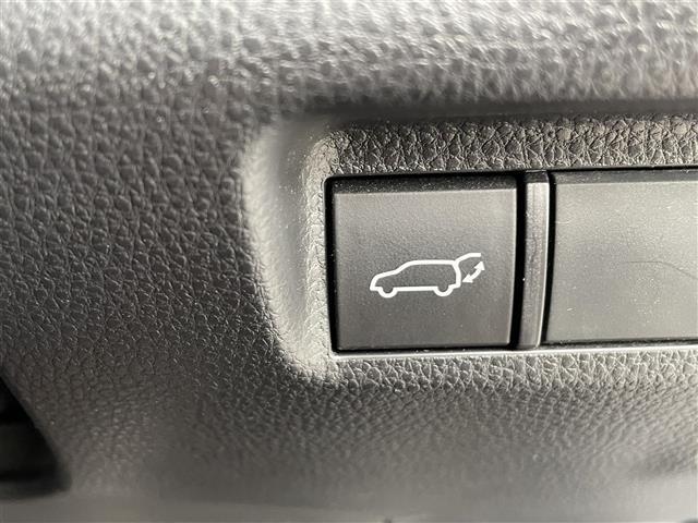 RAV4 アドベンチャー オフロードパッケージ 純正9インチSDナビ トヨタセーフティセンス レーダークルーズコントール 衝突軽減ブレーキ 電動バックドア ビルトインETC 電動パワーシート バックカメラ クリアランスソナー ルーフレール LED(15枚目)