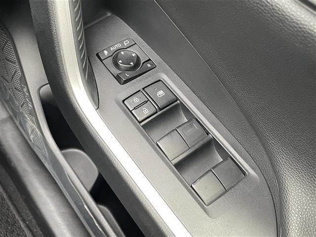 RAV4 アドベンチャー オフロードパッケージ 純正9インチSDナビ トヨタセーフティセンス レーダークルーズコントール 衝突軽減ブレーキ 電動バックドア ビルトインETC 電動パワーシート バックカメラ クリアランスソナー ルーフレール LED(21枚目)