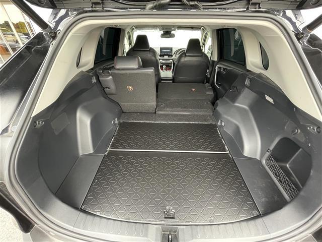 RAV4 アドベンチャー オフロードパッケージ 純正9インチSDナビ トヨタセーフティセンス レーダークルーズコントール 衝突軽減ブレーキ 電動バックドア ビルトインETC 電動パワーシート バックカメラ クリアランスソナー ルーフレール LED(28枚目)