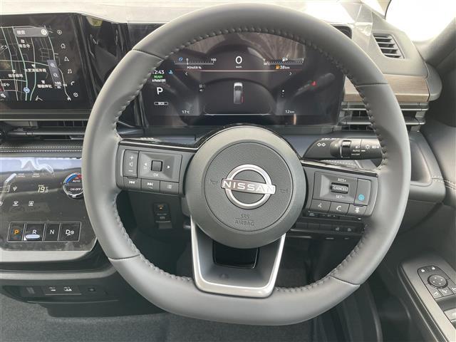 セレナ e-パワー ハイウェイスターV 登録済未使用車 プロパイロット/BSM/前後ソナー フリップダウンモニター 純正12.3インチナビ/HDMI アラウンドビューモニター 両側パワースライドドア ETC2.0 デジタルインナーミラー(6枚目)