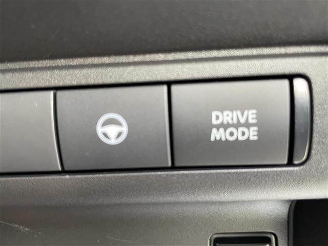 セレナ e-パワー ハイウェイスターV 登録済未使用車 プロパイロット/BSM/前後ソナー フリップダウンモニター 純正12.3インチナビ/HDMI アラウンドビューモニター 両側パワースライドドア ETC2.0 デジタルインナーミラー(17枚目)